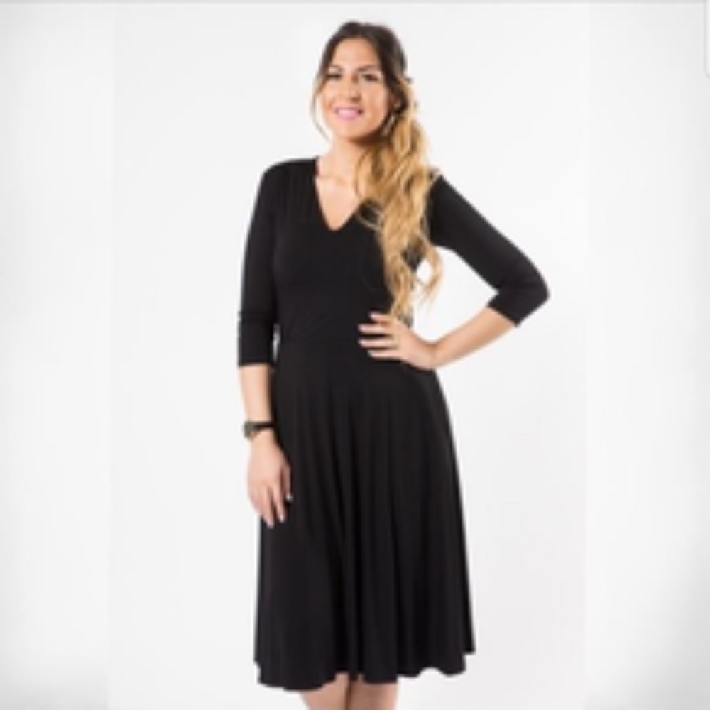 Essential Midi Dress Black
